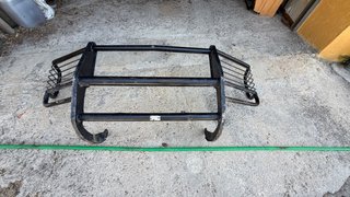 Defensa Ford Transit Negra