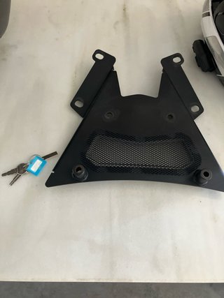 Baúl GIVI SIMPLY 40 L