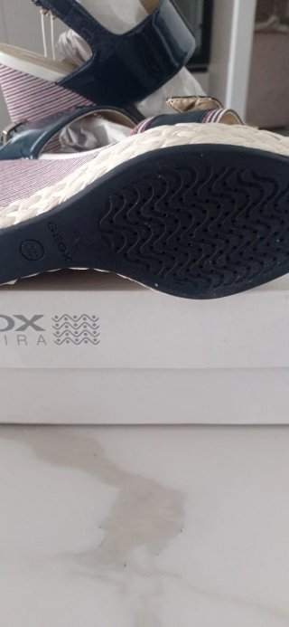 Sandalia cuña Geox mujer