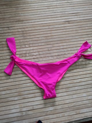 Braguita bikini rosa fucsia Talla S
