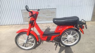 Moto Roja ALX