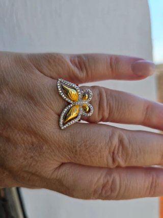 Anillo Guess Mariposa Dorado y Plateado 925