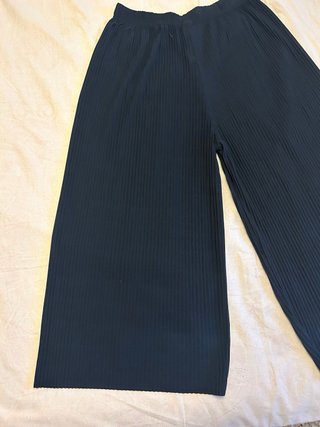 Pantalón Culotte Plisado Negro Talla M/L