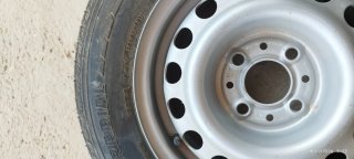 Michelin y Trailermax con llanta