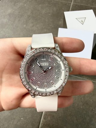 Reloj Guess Mujer Blanco y Plateado