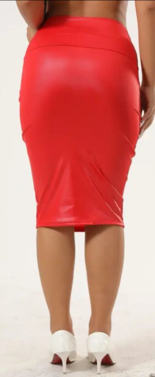 Falda Roja efecto piel