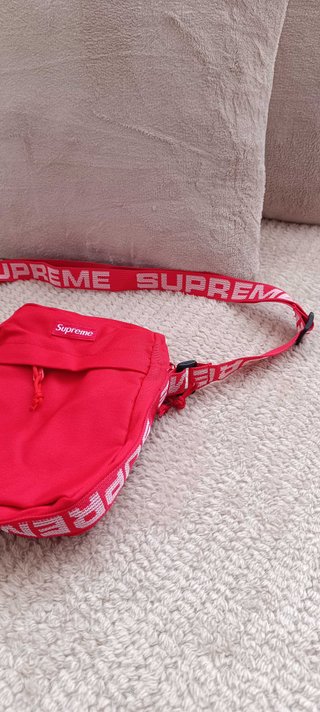 Bandolera Supreme Roja ¡SIN ESTRENAR!
