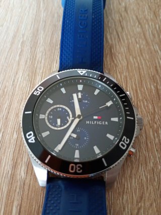 Reloj Tommy Hilfiger Azul y Plateado
