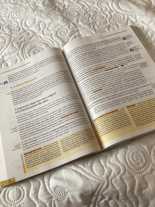 Libro di filosofia di quinta superiore