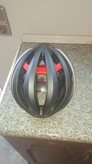 Casco Giro aether  MIPS
