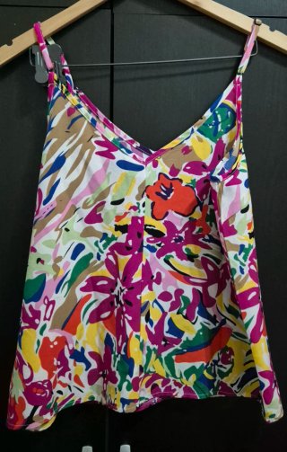 Camiseta tirantes estampada