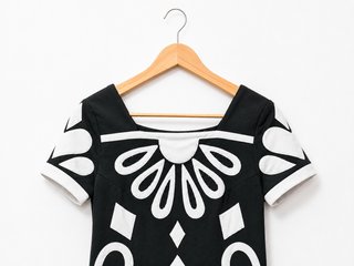Vestido bicolor estilo Moschino T.S
