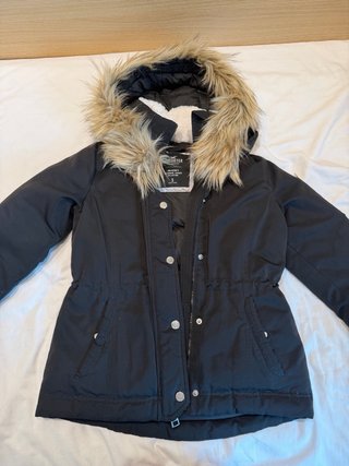 Chaqueta Hollister Negra Talla S