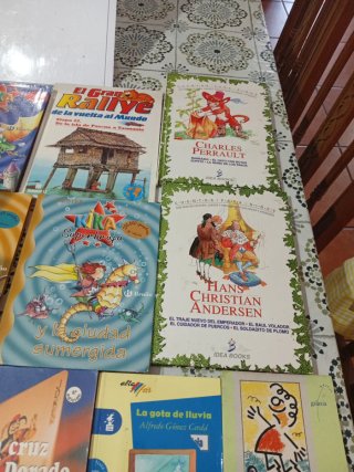 Libros 1€------5x3€