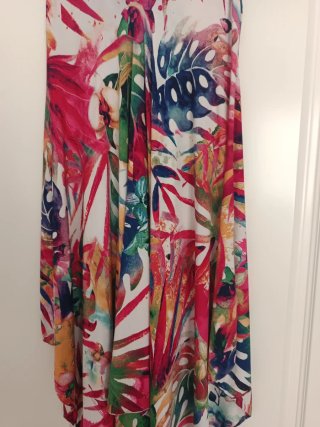 Mono tirantes estampado tropical