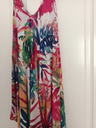 Mono tirantes estampado tropical