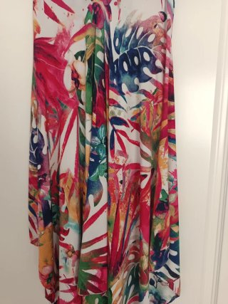 Mono tirantes estampado tropical