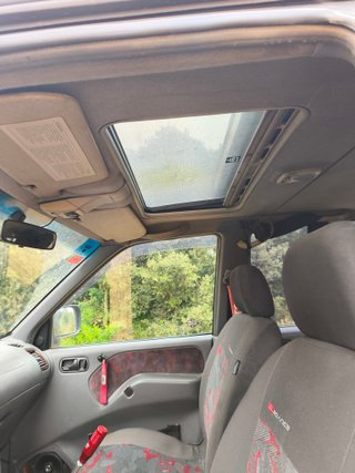 Nissan Terrano II 1998