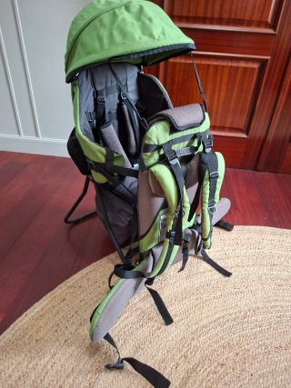 Mochila Portabebés Montaña Verde