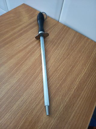 Afilador de cuchillos metal y plástico