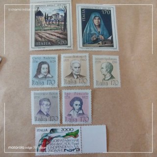 8 francobolli italiani nuovi 1979