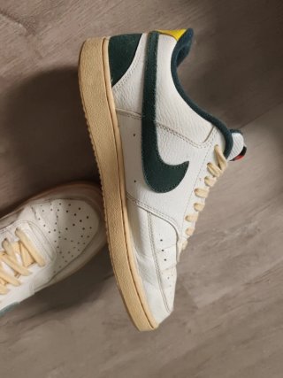 Zapatillas Nike Air Force 1 Beige y Verde