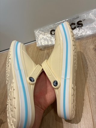 Crocs Bayaband Clog Talla 45-46 Beige/Azul