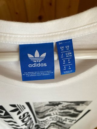 Camiseta Adidas Blanca Estampada