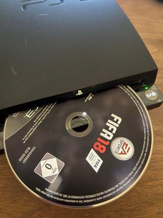 Consola Sony PS3 Negra + 2 Mandos + FIFA 18