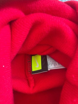 Gorro Nike Rojo