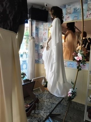 Lote de vestidos novia y eventos