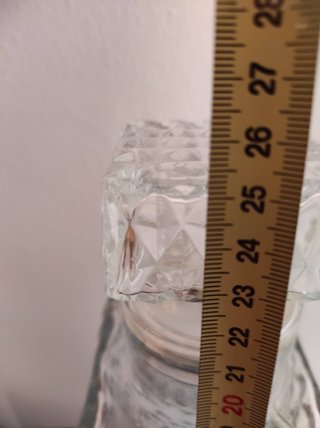 Botella antigua vidrio tallado con tapón