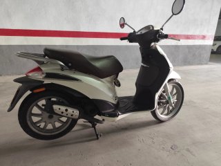 Piaggio Liberty Beige/Plata Scooter