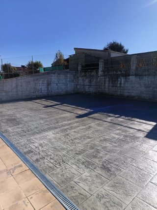 Pavimento impreso piscinas y terrazas Girona