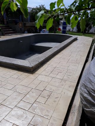 Pavimento impreso piscinas y terrazas Girona
