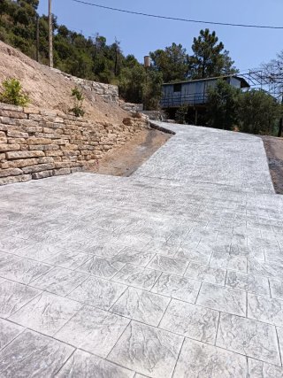 Pavimento impreso piscinas y terrazas Girona