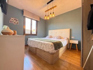 Piso de 2 habitaciones en el centro de Santurtzi,