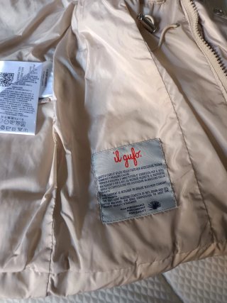 Plumífero niño beige con capucha TALLA 2-4