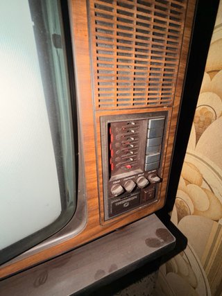 Televisor Tonomo Vintage Marrón y Beige