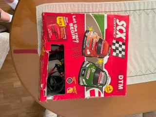 Scalextric SCX Completo con 2 Coches y Mandos