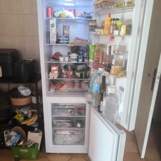 Nevera Hisense blanca, 180 con congelador
