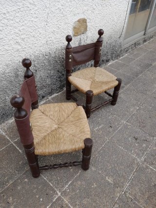 Sillas de madera con asiento de enea