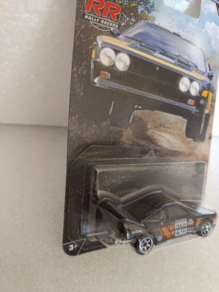 hot wheels silver series lancia 037 rally racers