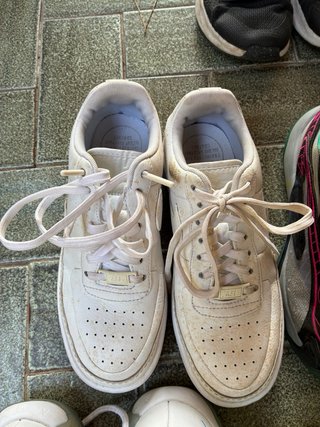 7 Pares Zapatillas Nike y Jordan 37,5/38/38,5/39