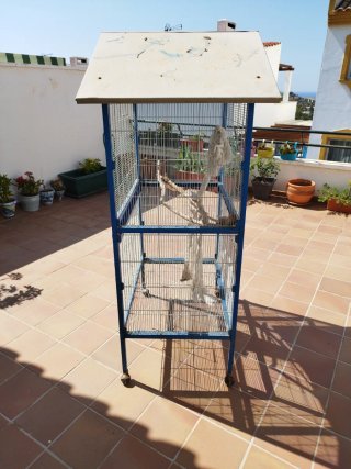 Jaula grande para pájaros