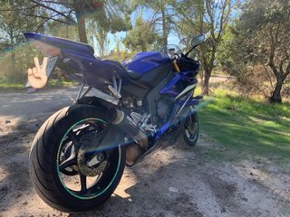 Yamaha R6 R