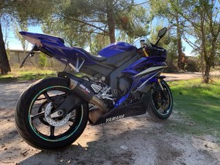 Yamaha R6 R