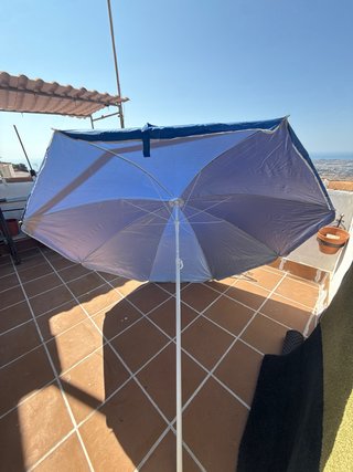 Sombrilla de playa Universo del Juguete