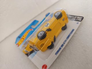 hot wheels ferrari 365 gtb4