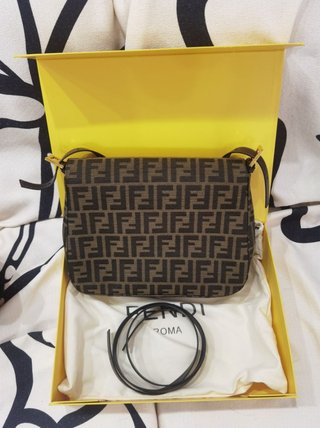Bolso Fendi Baguette grande factura original